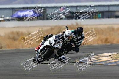 media/Apr-15-2022-Apex Assassins (Fri) [[9fb2e50610]]/Trackday Level 2/Session 4/Turn 4/